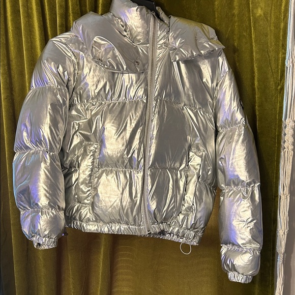 Michael Kors Short Puffer Jacket in Metallic Silver - Picture 13 of 15